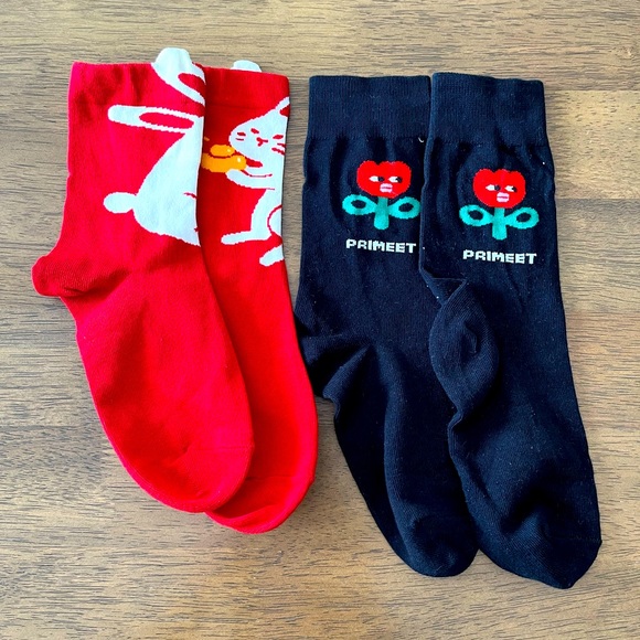 ⚠️Add on + $1⚠️New : 2 pairs of socks⭐️ - Picture 1 of 1